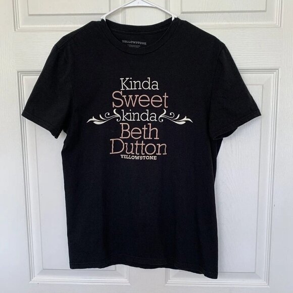 Kinda Sweet Kinda Beth Dutton Yellowstone Women’s Size Small Black Tshirt - Picture 1 of 4